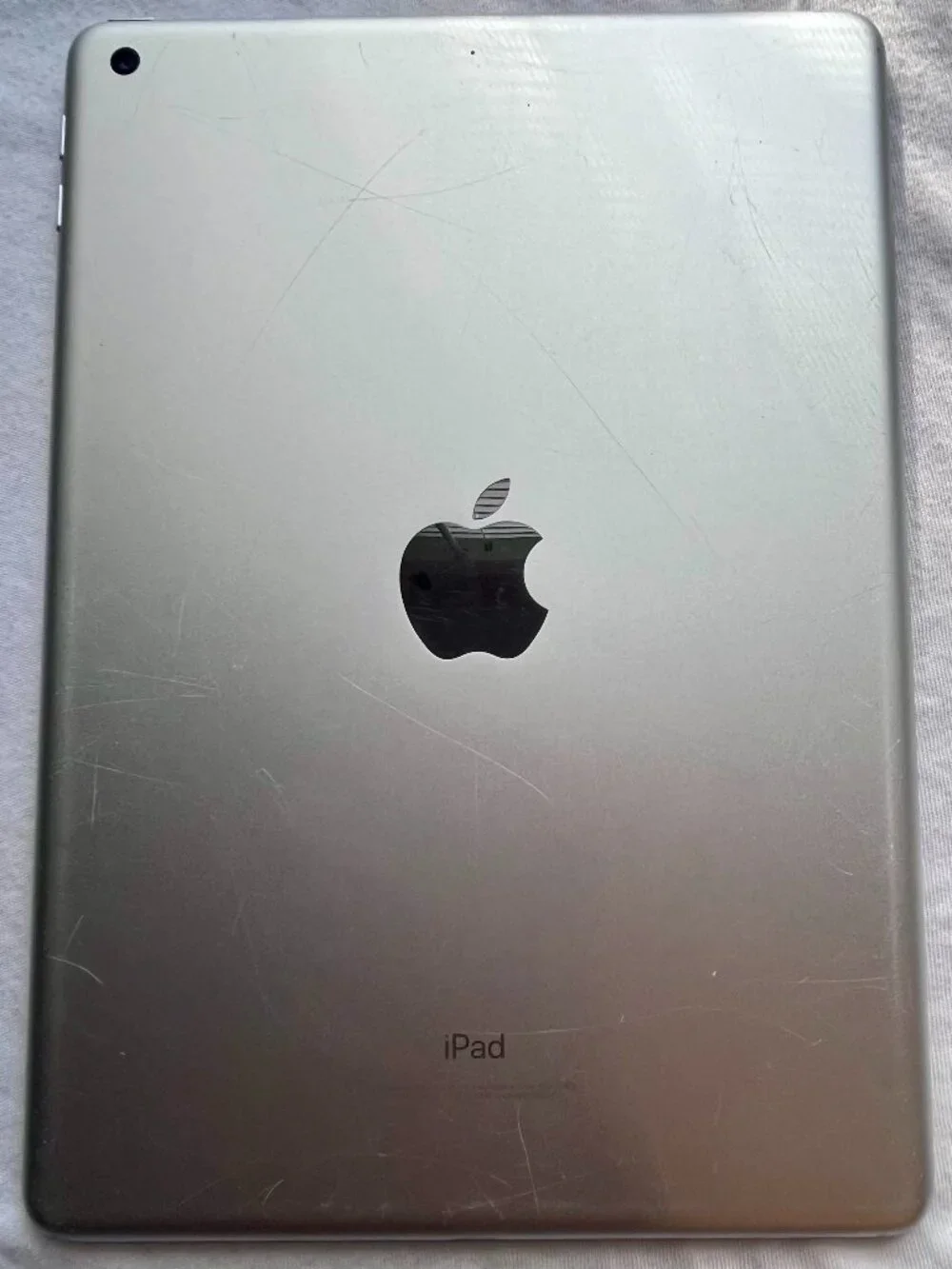Apple iPad 6th Generation – 128GB – Very Good Condition — $125 OBO